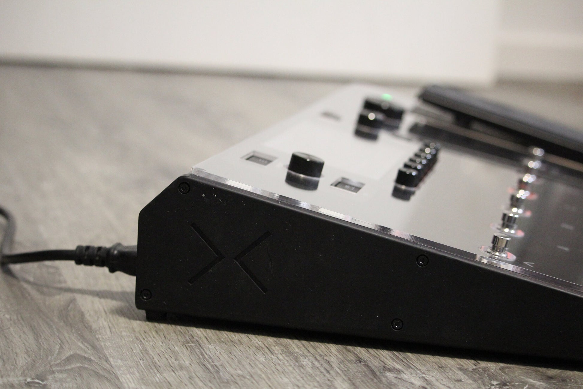 Clear acrylic protector for the Line 6 Helix LT, handmade in Bavaria