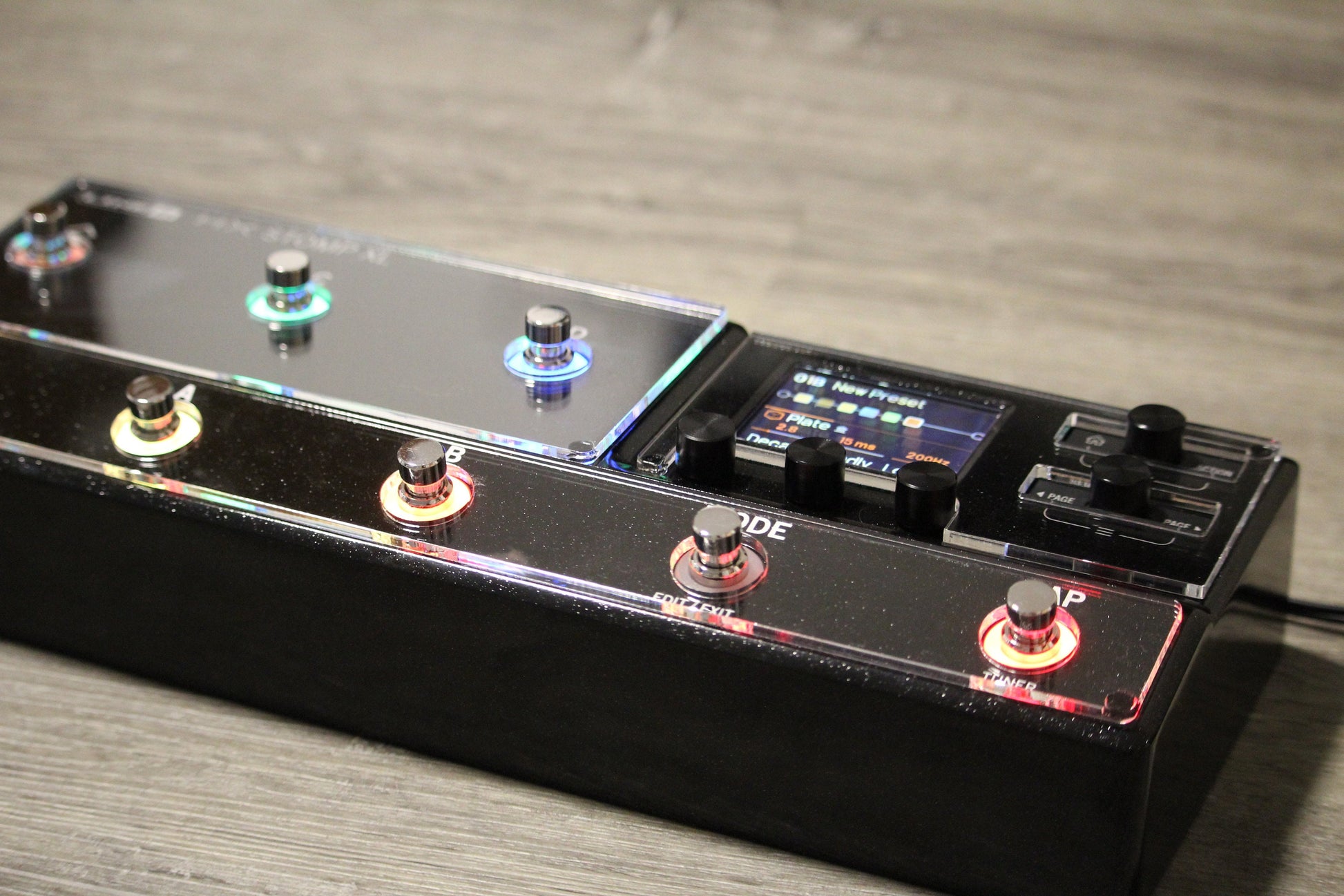 Clear acrylic protector for the Line 6 HX Stomp XL, handmade in Bavaria