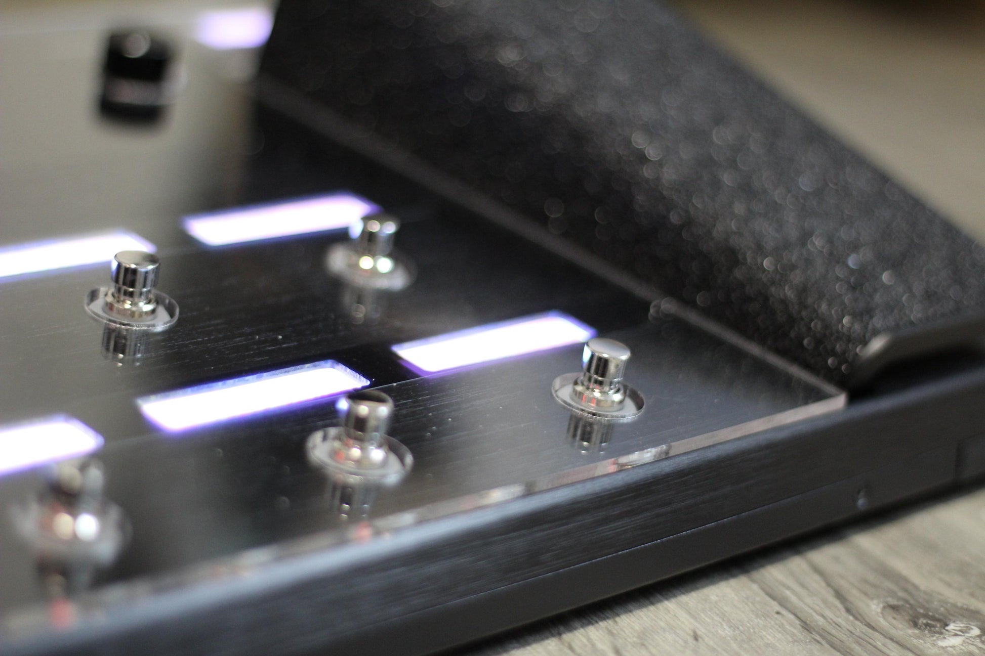 Clear acrylic protector for the Line 6 Helix Floor, handmade in Bavaria